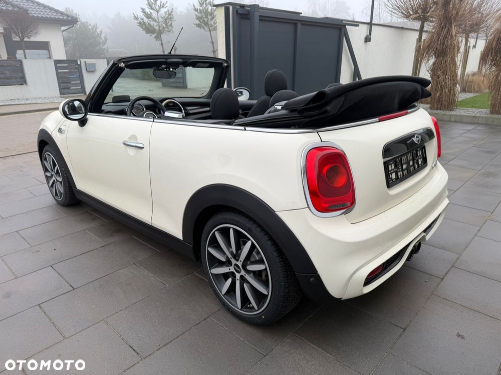 MINI Cooper S Sidewalk - 12