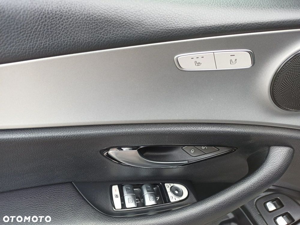 Mercedes-Benz Klasa E - 10