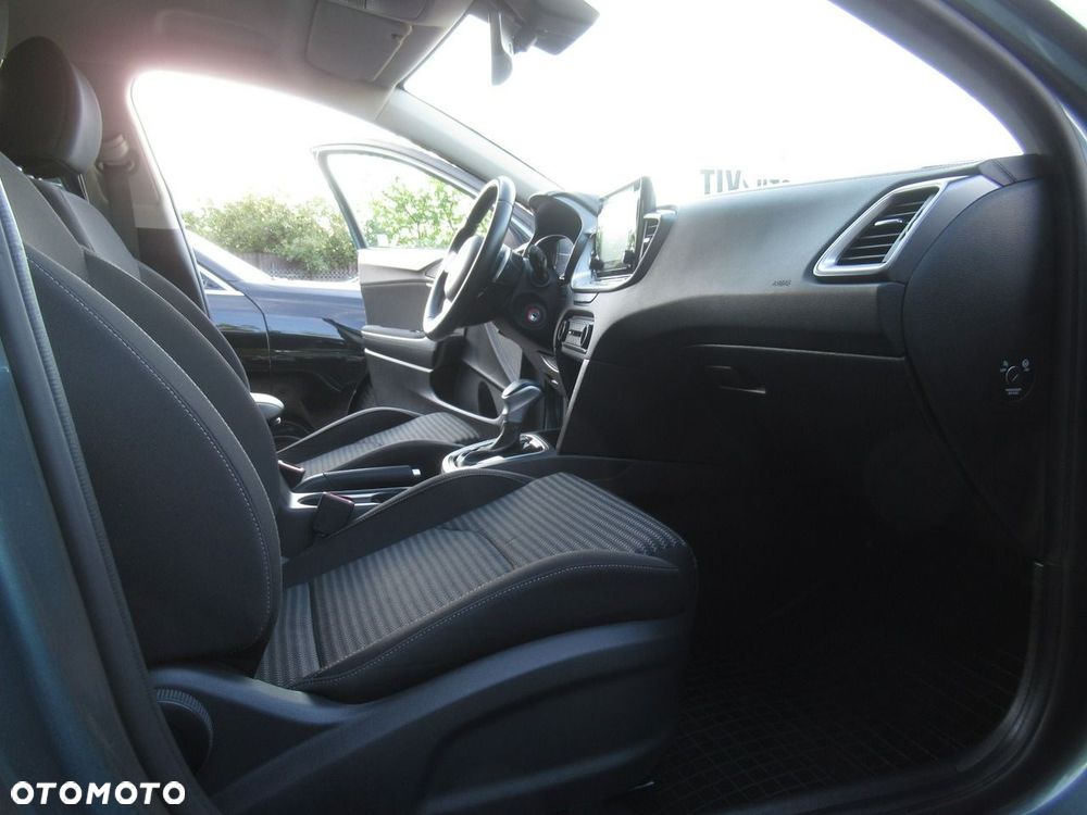 Kia XCeed 1.5 T-GDI M DCT - 9