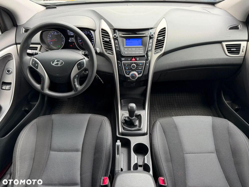 Hyundai i30 1.4 Classic + - 18