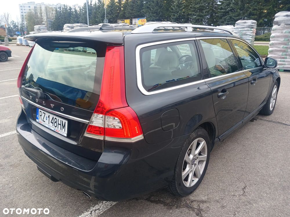 Volvo V70 D3 Kinetic - 26