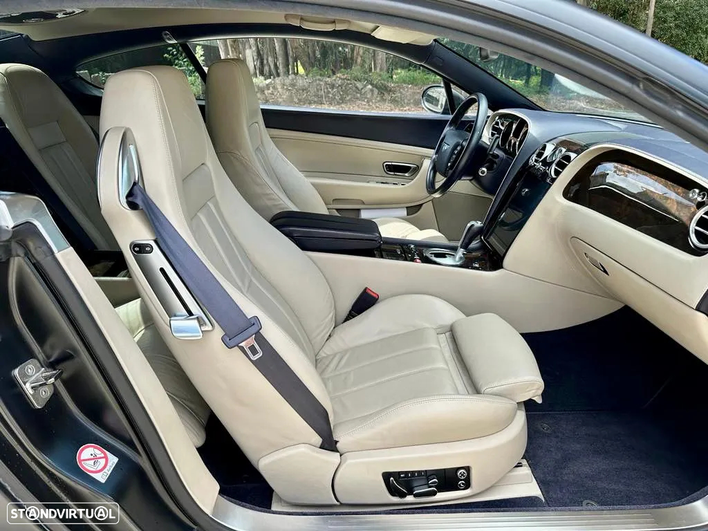 Bentley Continental GT - 18