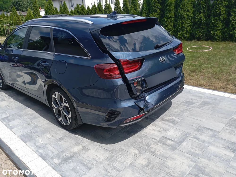 Kia Ceed 1.4 T-GDI L Business Line - 4