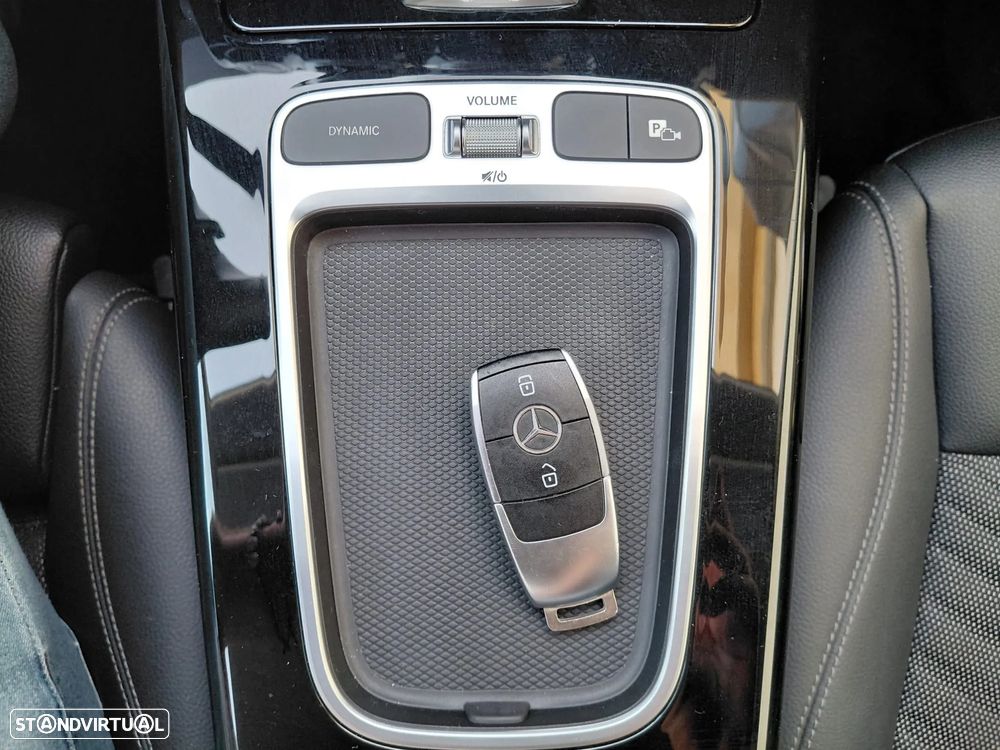 Mercedes-Benz A 250 e Style Plus - 4