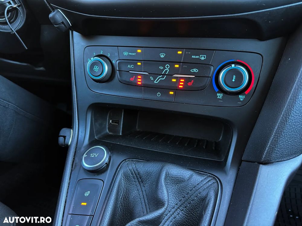 Ford Focus 1.5 EcoBlue Titanium Business - 12