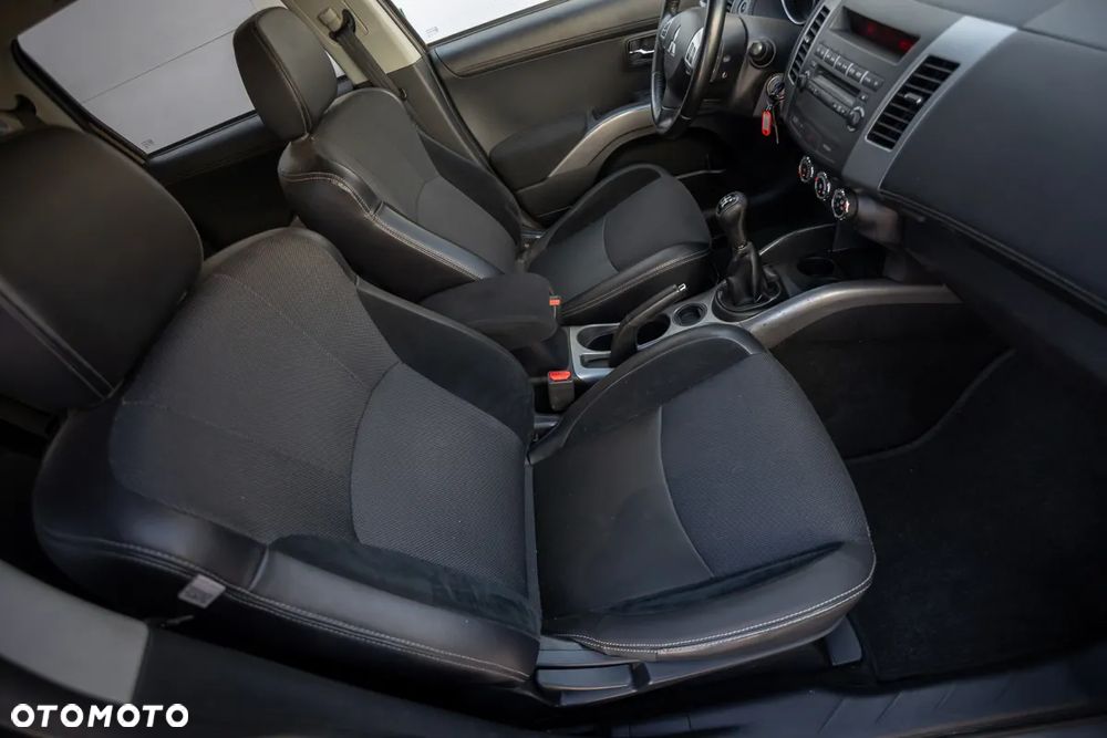 Mitsubishi Outlander 2.0 2WD - 21