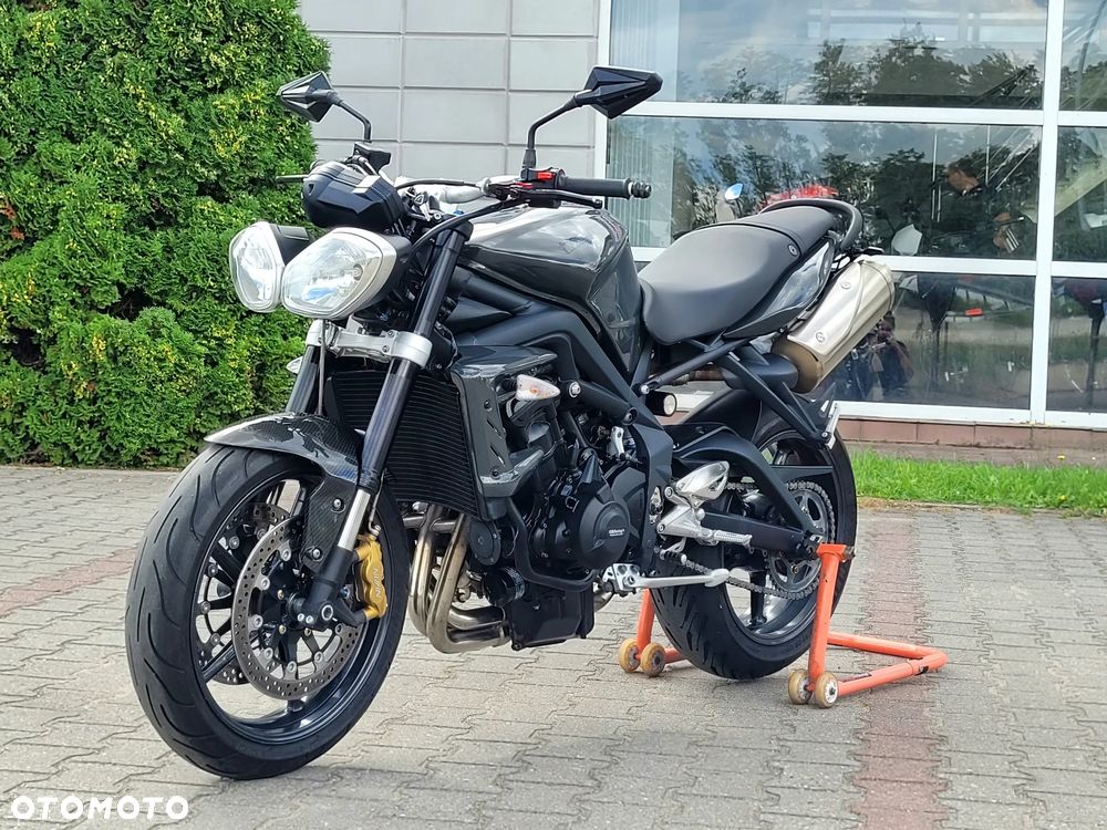 Triumph Street Triple - 22