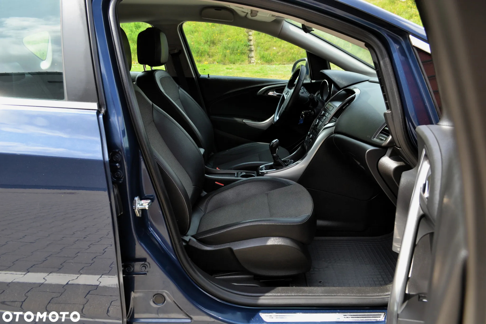 Opel Astra IV 1.4 T Sport - 11