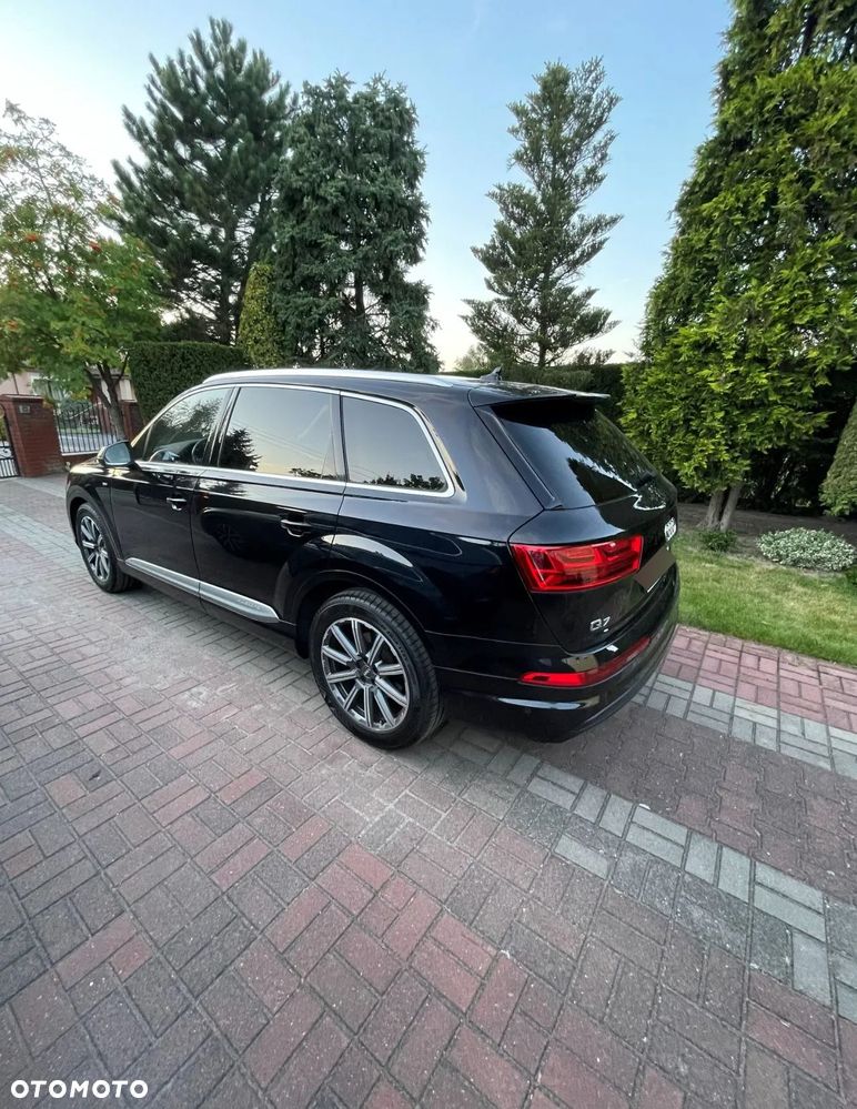 Audi Q7 - 12