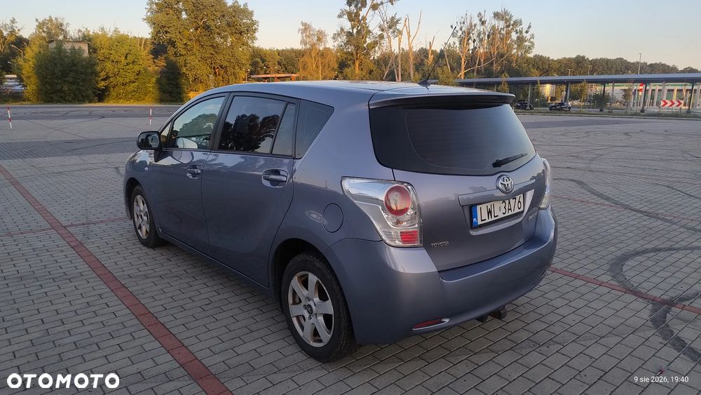 Toyota Verso 2.0 D-4D Sol 7os - 3