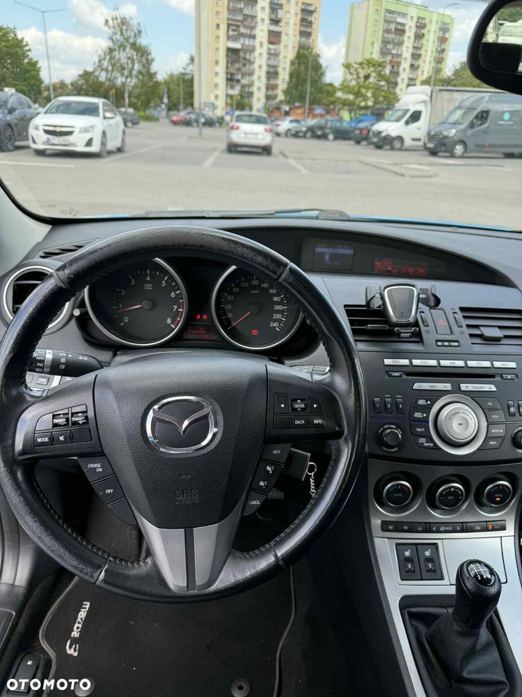 Mazda 3 - 7