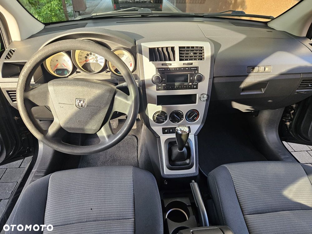 Dodge Caliber - 7