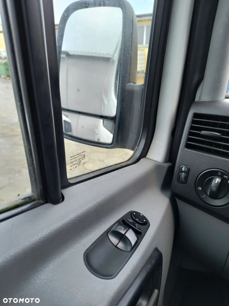 Volkswagen Crafter - 15