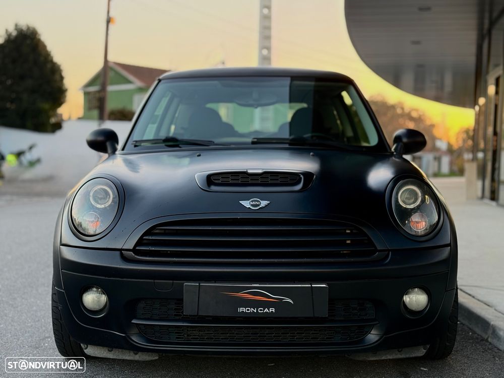 MINI 3 Portas Cooper D - 1