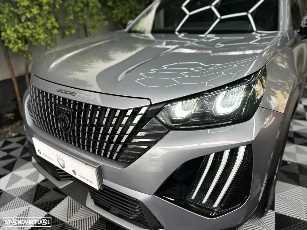 Peugeot 2008 Hybrid 136 e-DSC Allure - 2