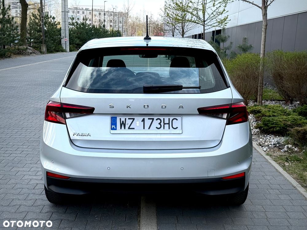 Skoda Fabia 1.0 Ambition - 10