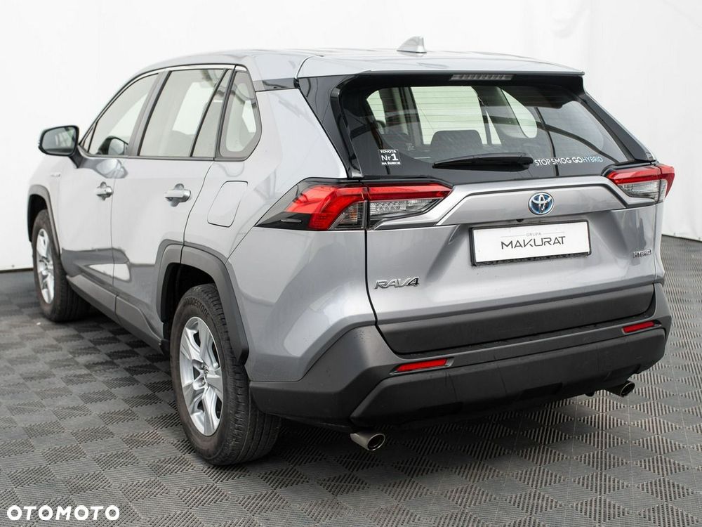 Toyota RAV4 - 5