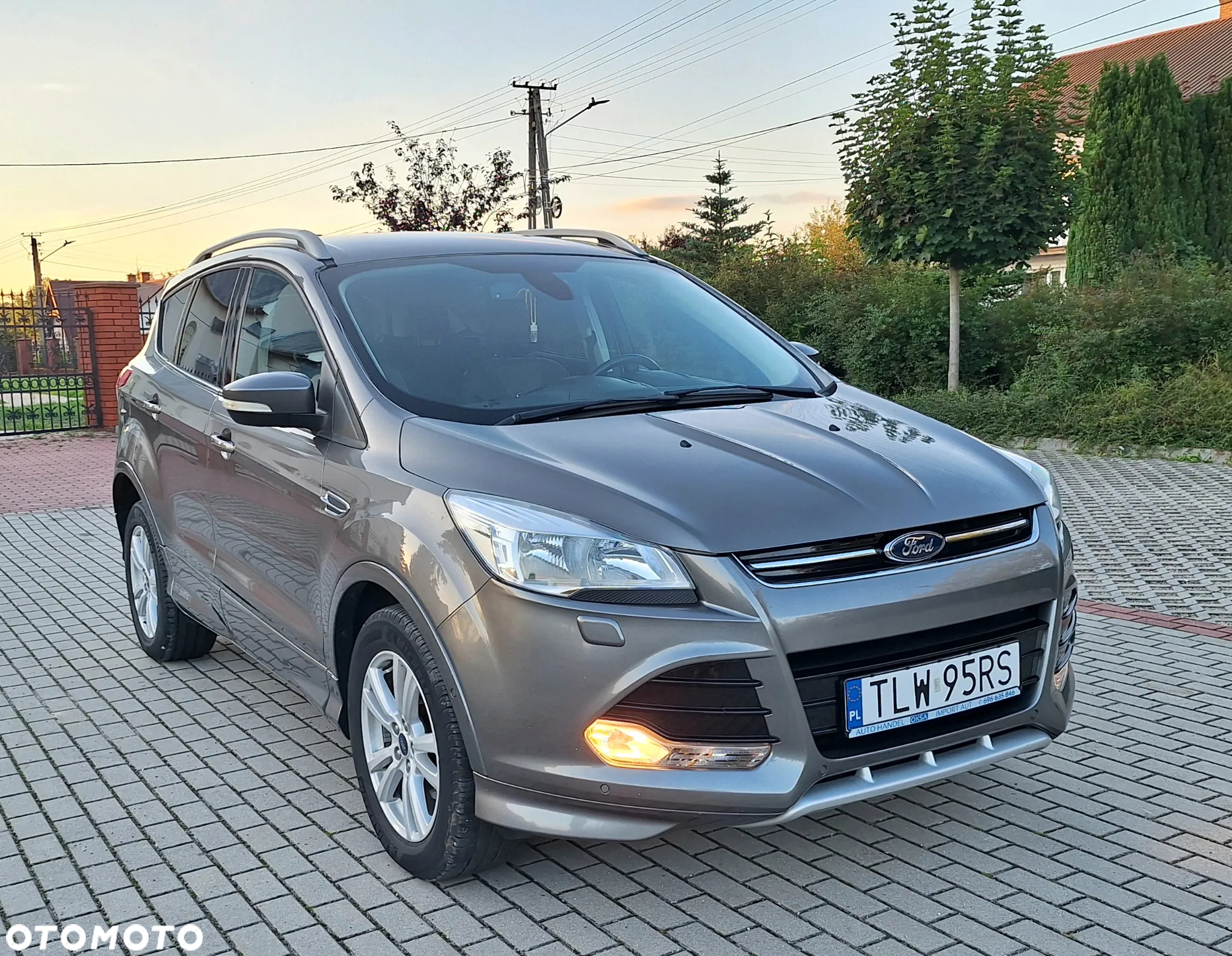 Ford Kuga 1.6 EcoBoost 2x4 Titanium - 9