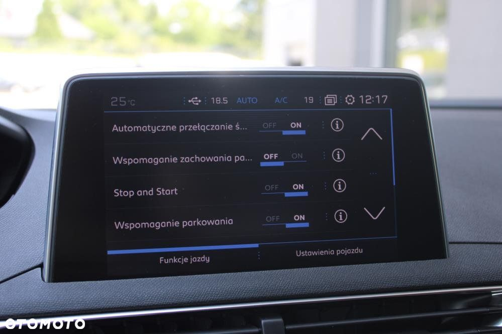 Peugeot 5008 - 24