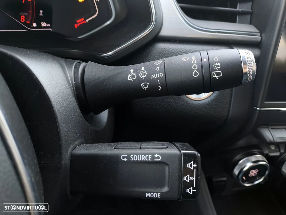 Renault Captur 1.0 TCe Exclusive - 25