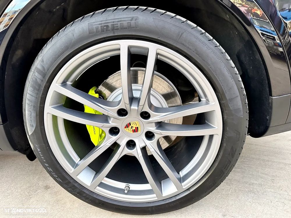 Porsche Cayenne S Tiptronic S - 54