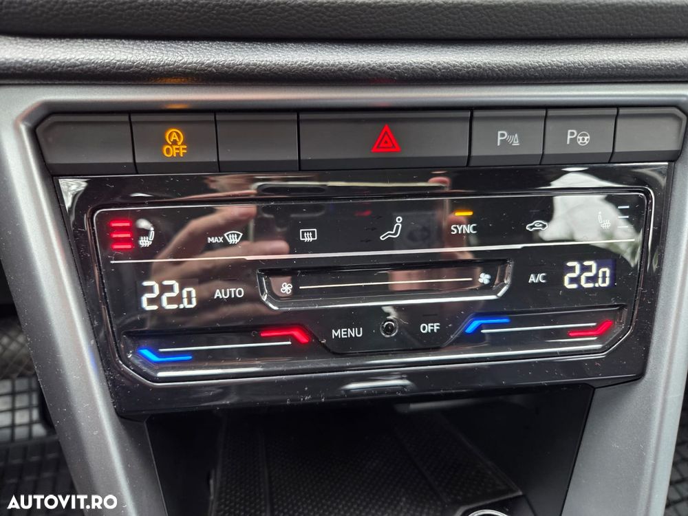 Volkswagen T-Roc 1.5 TSI DSG Life - 17