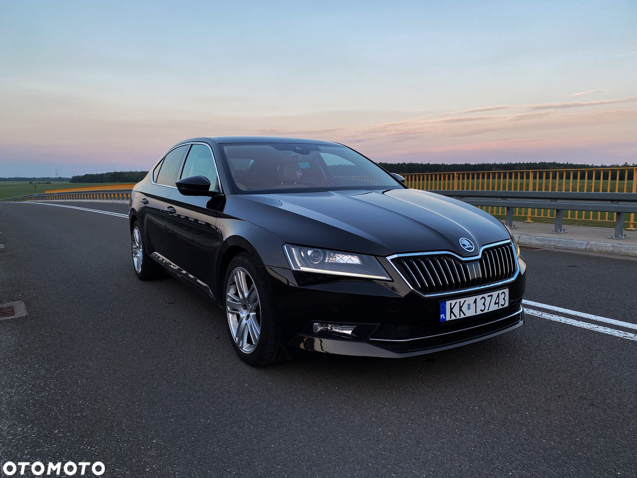 Skoda Superb 2.0 TDI DSG L&K - 7