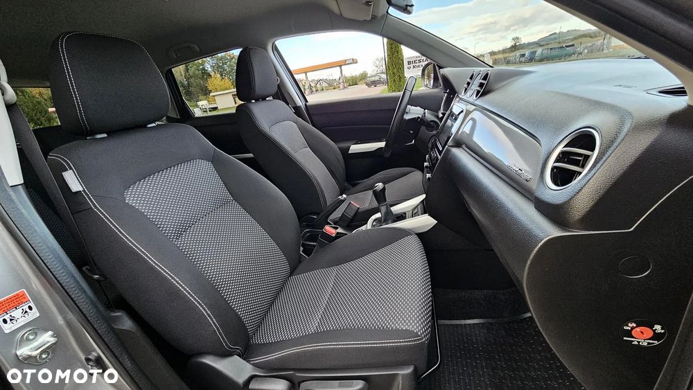 Suzuki Vitara 1.6 (4x4) Allgrip Comfort+ - 26