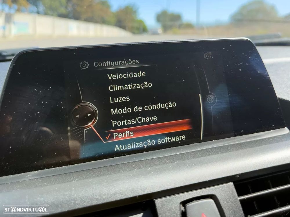 BMW 116 d EDynamics Line Urban - 13