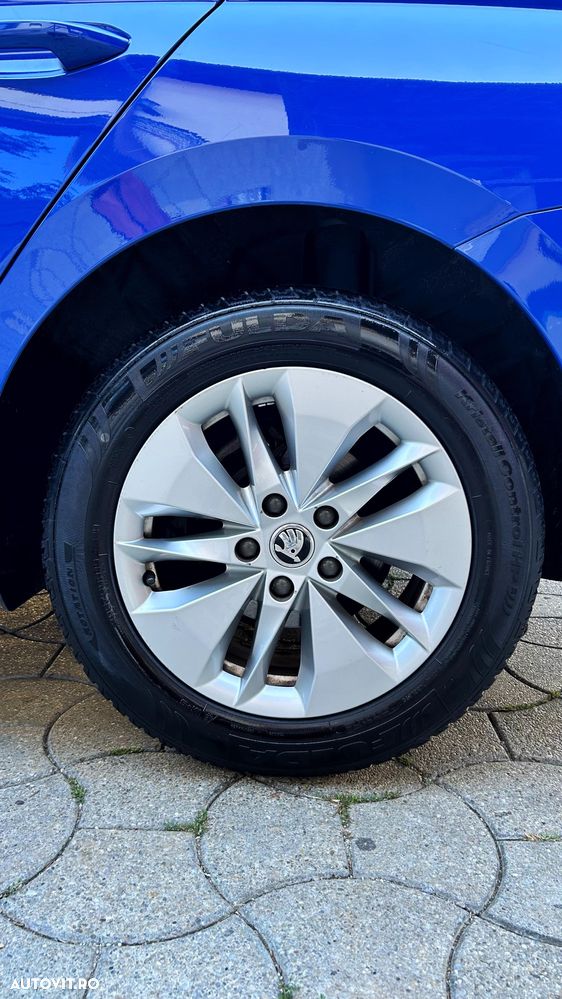 Skoda Octavia - 3