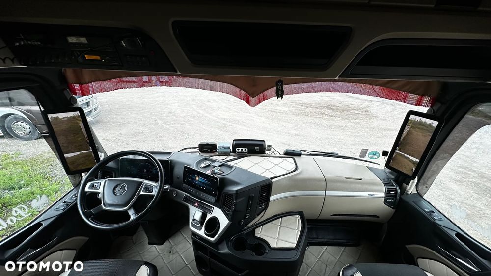 Mercedes-Benz ACTROS - 5