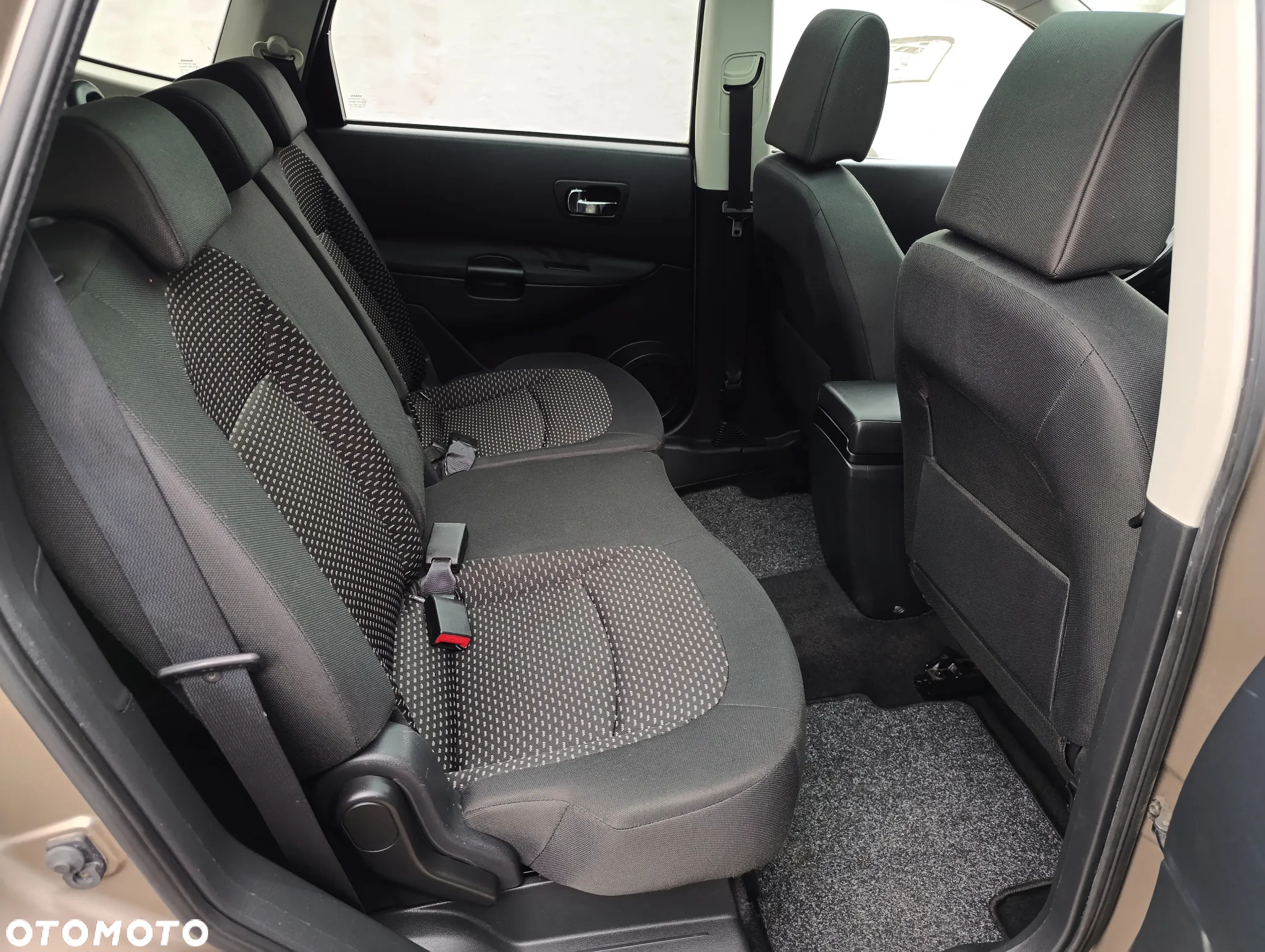 Nissan Qashqai+2 2.0 Tekna - 24