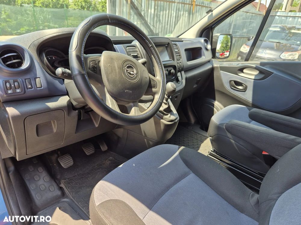 Opel VIVARO - 9