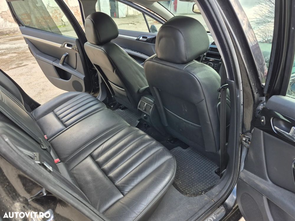 Peugeot 407 HDi 135 Automatik Business Line - 17