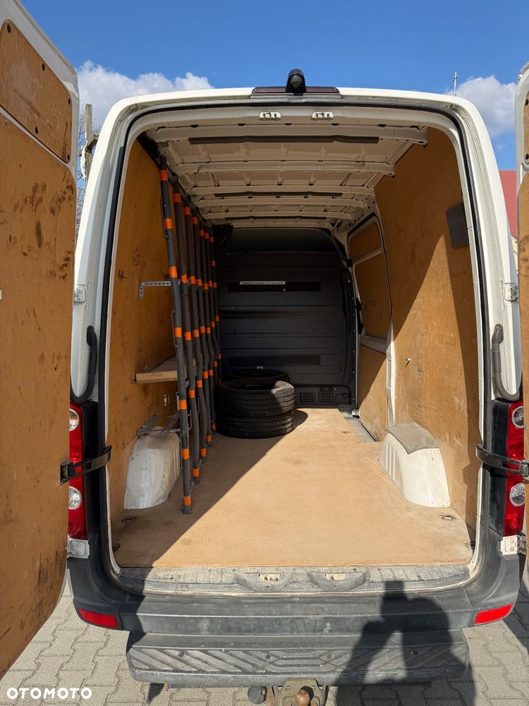 Volkswagen Crafter - 11