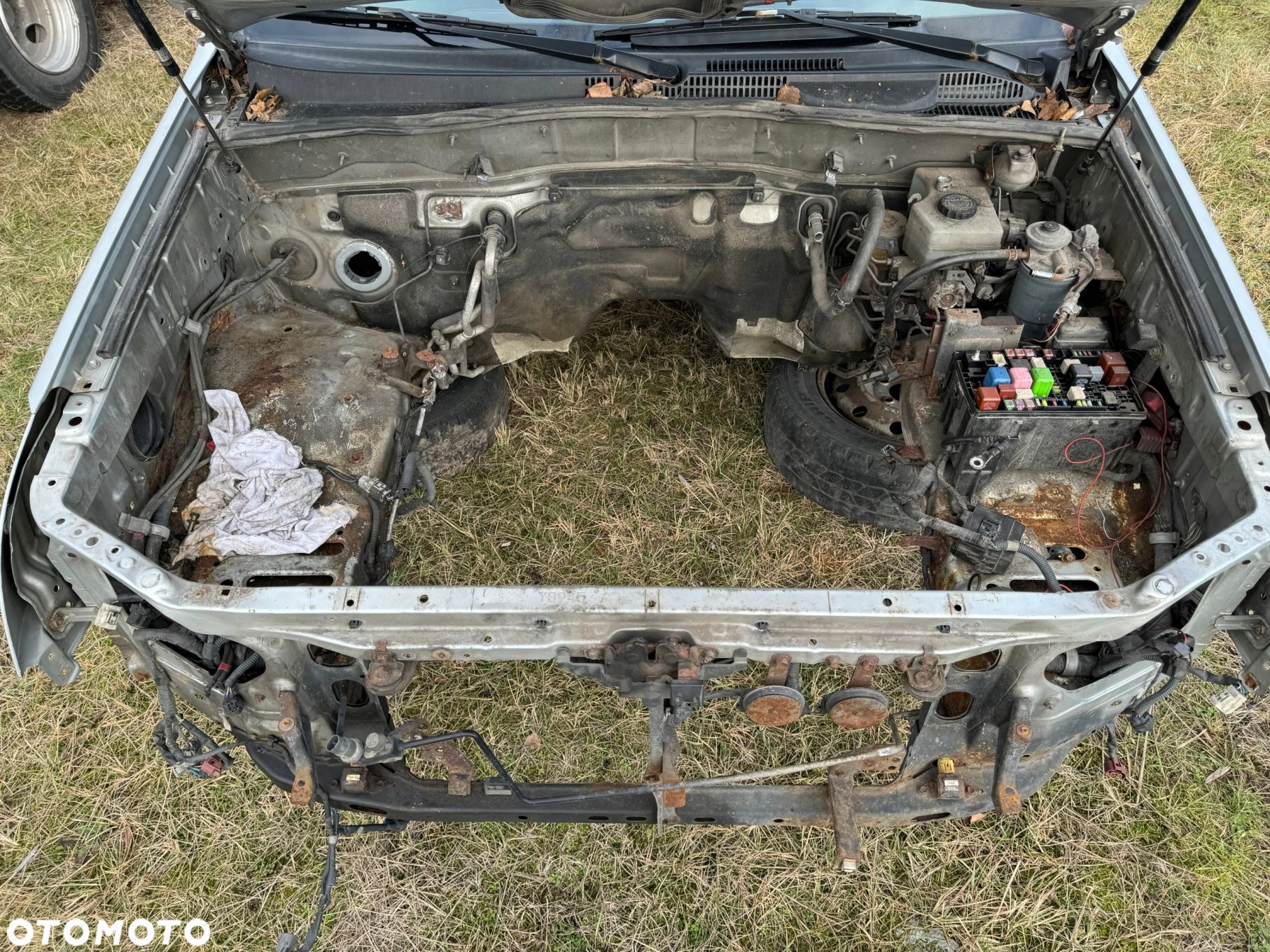 OKULAR PAS PRZEDNI WZMOCNIENIE CZOŁOWE FARTUCH TOYOTA LAND CRUISER 120 P+L - 4