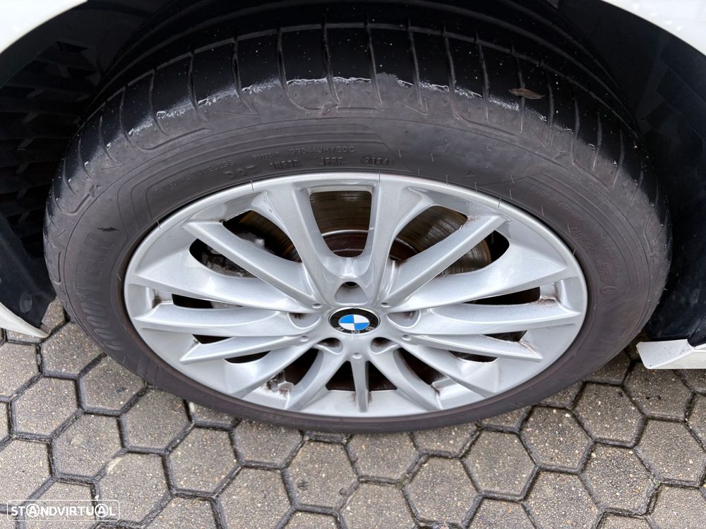 BMW 116 i Advantage - 12