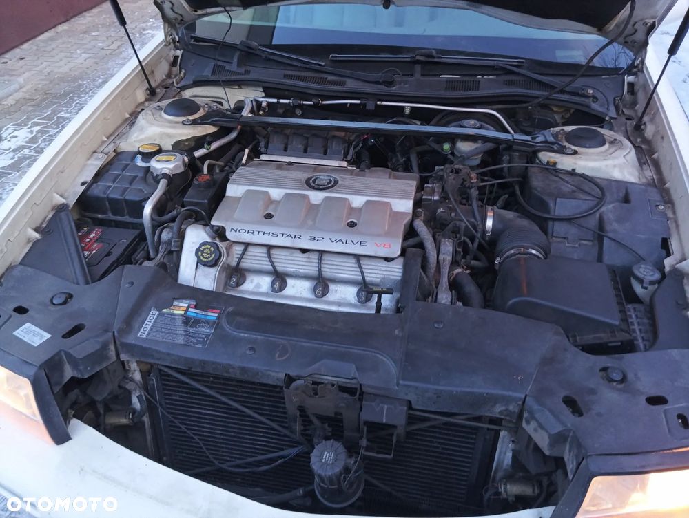 Cadillac Deville - 10