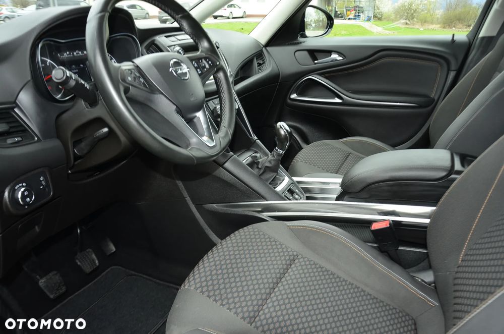 Opel Zafira 1.4 T Cosmo EU6 - 21