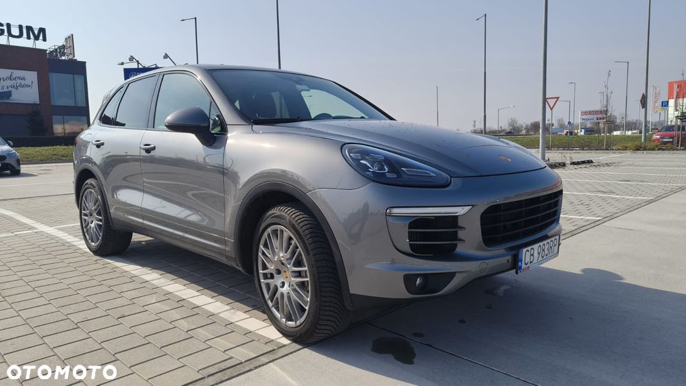 Porsche Cayenne S - 30