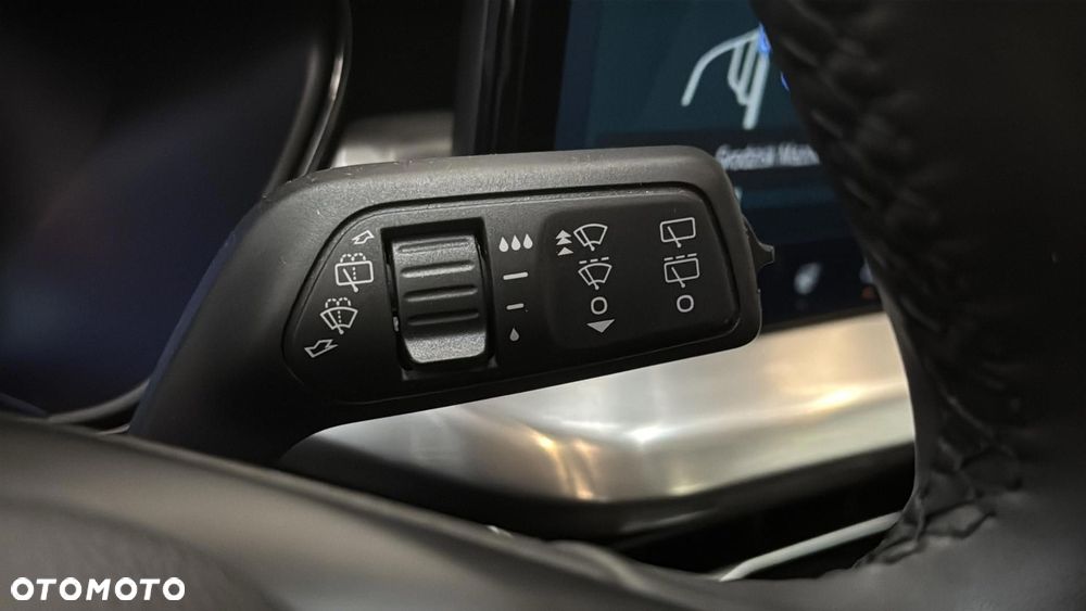 Ford Focus 1.0 EcoBoost mHEV Titanium X - 26
