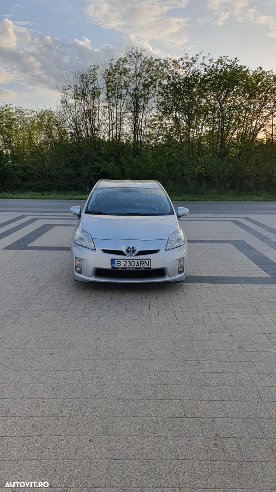 Toyota Prius - 15
