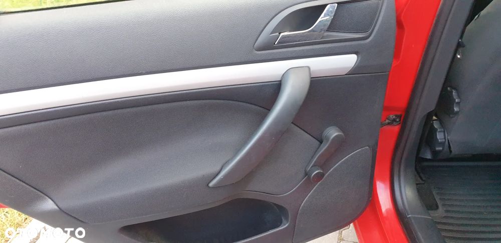 Skoda Octavia 1.6 Ambiente - 15