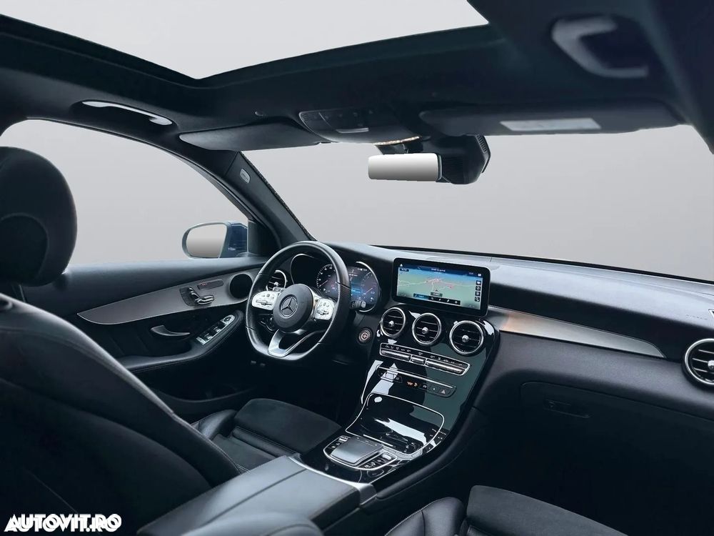 Mercedes-Benz GLC 300 e 4Matic 9G-TRONIC AMG Line - 4