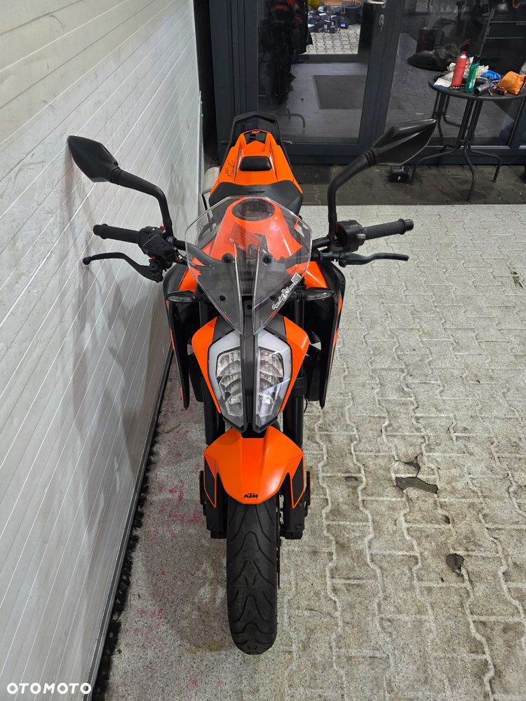KTM Duke - 18