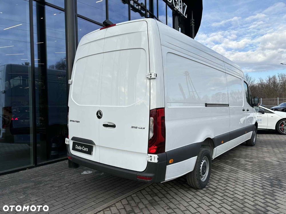 Mercedes-Benz Sprinter - 6