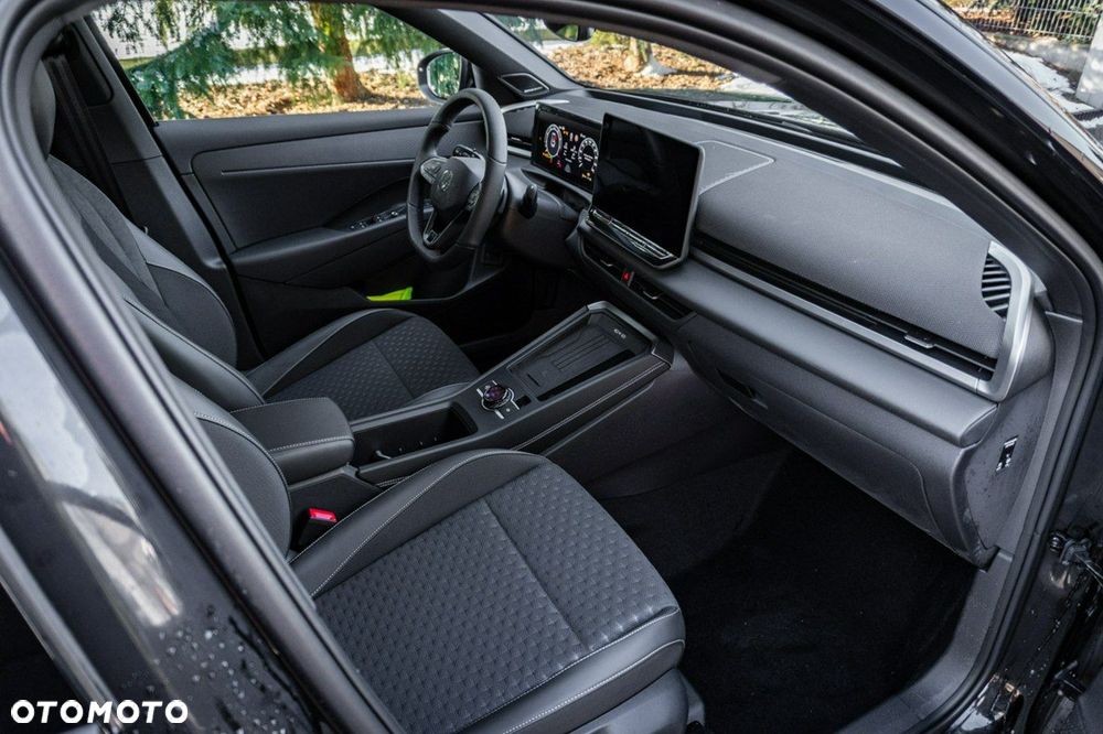 Volkswagen T-Roc - 26