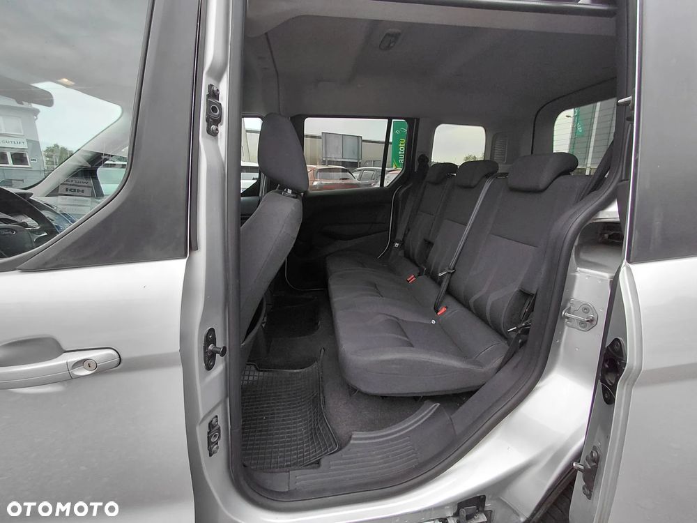 Ford Tourneo Connect - 16