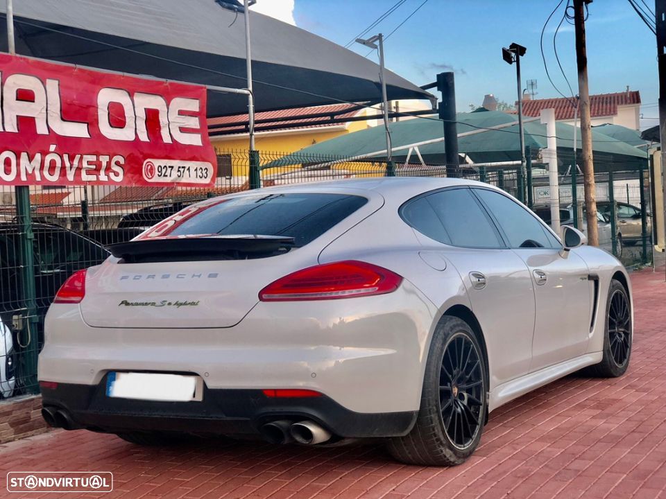 Porsche Panamera S e-Hybrid - 1