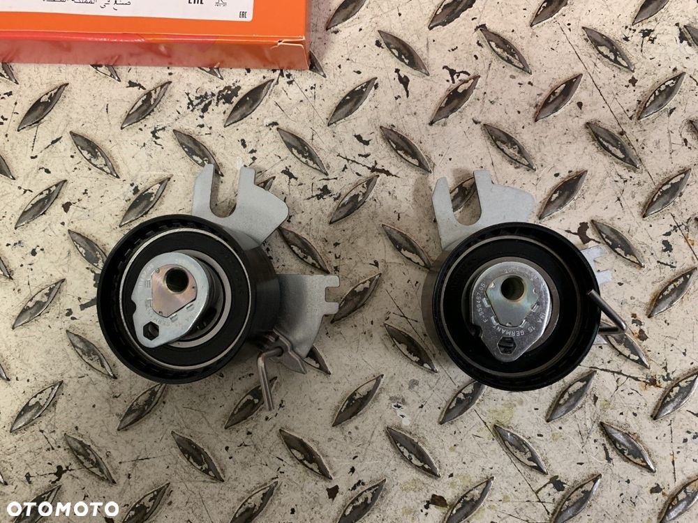 NOWY ORYGINALNY ZESTAW PASEK ROZRZĄDU POMPA WODY NAPINACZ  CITROEN FIAT FORD PEUGEOT TOYOTA 2.0 HDI - 3